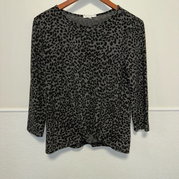 Women's Antistar Blouse, XS, Gray and Black cheetah leopard sweater long sleeve - Picture 1 of 7